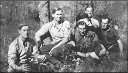 Иллюстрация к книге — &quot;Тигры&quot; в снегу. Мемуары танкового аса [i_259.jpg]