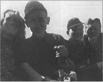 Иллюстрация к книге — &quot;Тигры&quot; в снегу. Мемуары танкового аса [i_325.jpg]