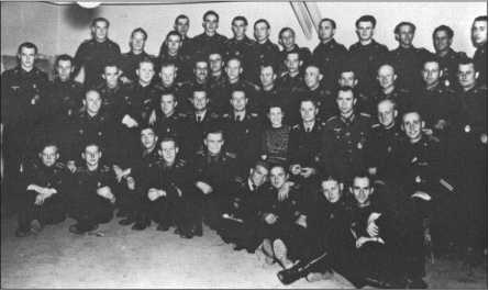 Иллюстрация к книге — &quot;Тигры&quot; в снегу. Мемуары танкового аса [i_329.jpg]