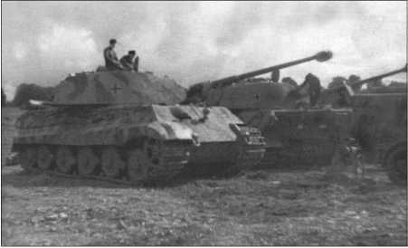 Иллюстрация к книге — &quot;Тигры&quot; в снегу. Мемуары танкового аса [i_333.jpg]