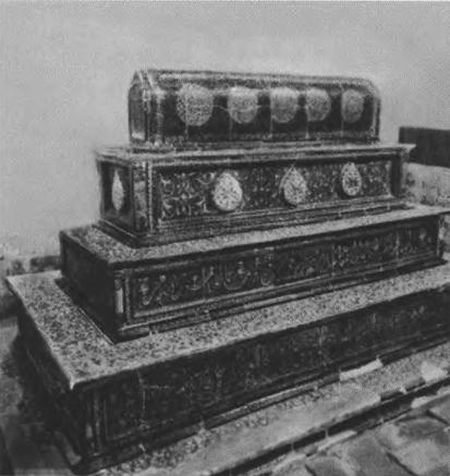 Иллюстрация к книге — Тамерлан [i_043.jpg]