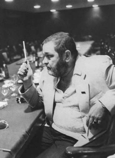 Иллюстрация к книге — Юлиан Семенов [i_057.jpg]