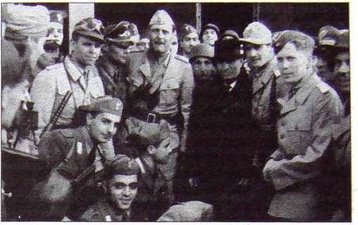 Иллюстрация к книге — Скорцени. Загадки &quot;человека со шрамами &quot; [i_006.jpg]