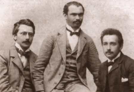 Иллюстрация к книге — Эйнштейн [i_015.jpg]