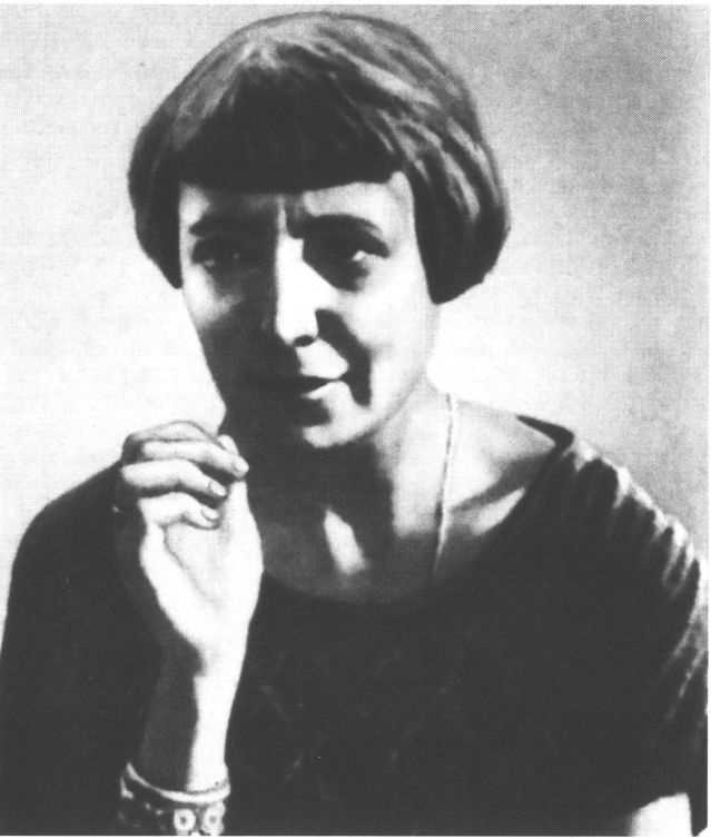 Иллюстрация к книге — Маяковский. Самоубийство [i_048.jpg]