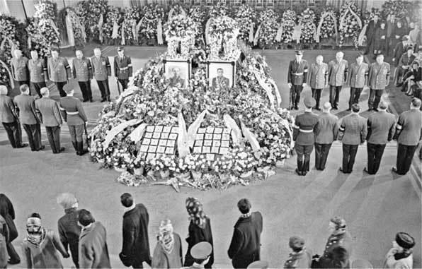 Иллюстрация к книге — Тайны космонавтики [i_034.jpg]