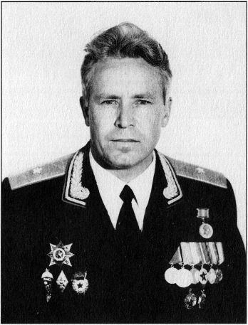 Иллюстрация к книге — Спецназ ВДВ. Диверсионно-разведывательные операции в Афгане [i_002.jpg]