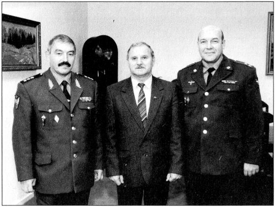 Иллюстрация к книге — Спецназ ВДВ. Диверсионно-разведывательные операции в Афгане [i_021.jpg]