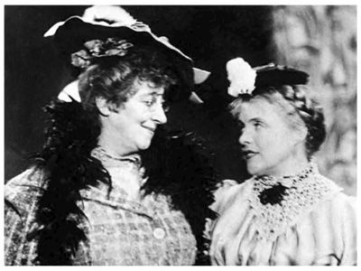 Иллюстрация к книге — Фаина Раневская. Фуфа Великолепная, или С юмором по жизни [i_023.jpg]