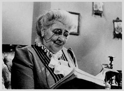 Иллюстрация к книге — Фаина Раневская. Фуфа Великолепная, или С юмором по жизни [i_070.jpg]