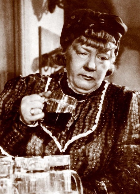 Иллюстрация к книге — Мои королевы. Раневская, Зелёная, Пельтцер [i_011.jpg]