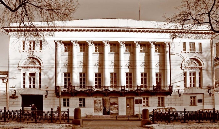 Иллюстрация к книге — Мои королевы. Раневская, Зелёная, Пельтцер [i_046.jpg]