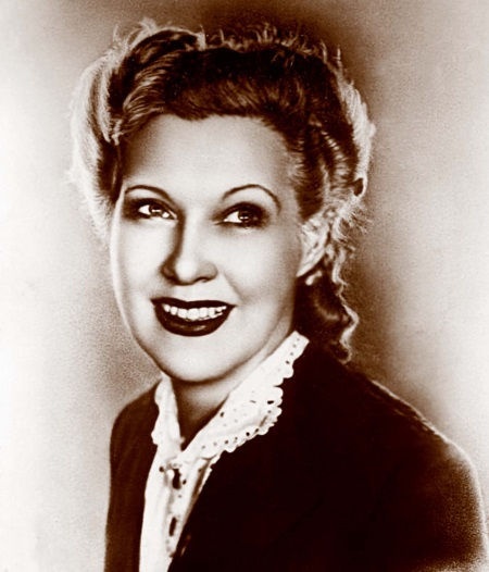 Иллюстрация к книге — Мои королевы. Раневская, Зелёная, Пельтцер [i_063.jpg]