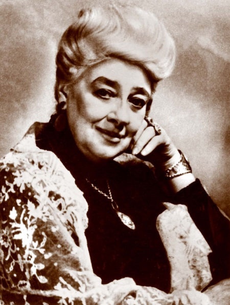 Иллюстрация к книге — Мои королевы. Раневская, Зелёная, Пельтцер [i_072.jpg]