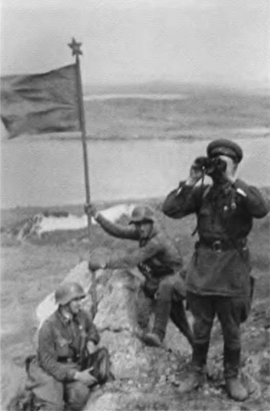 Иллюстрация к книге — Берзарин [i_022.jpg]