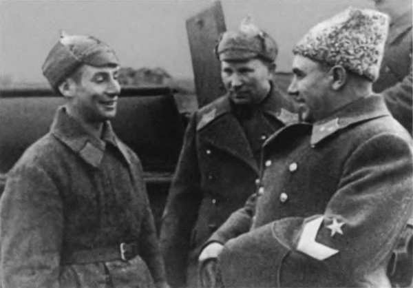 Иллюстрация к книге — Берзарин [i_023.jpg]