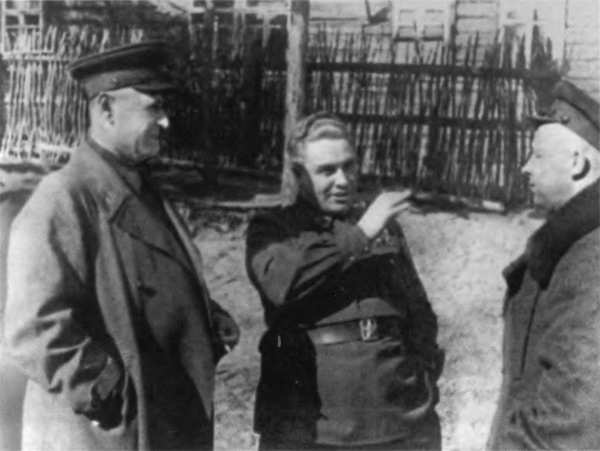 Иллюстрация к книге — Берзарин [i_028.jpg]