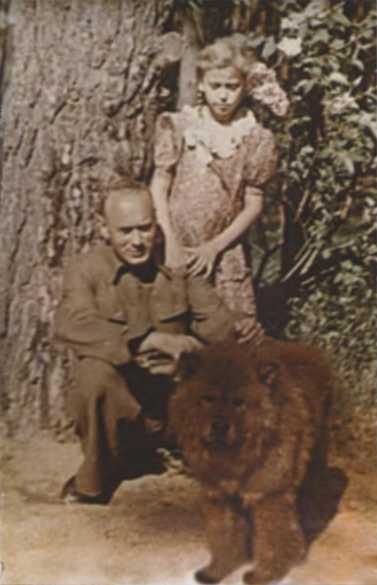 Иллюстрация к книге — Записки из чемодана. Тайные дневники первого председателя КГБ, найденные через 25 лет после его смерти [i_120.jpg]