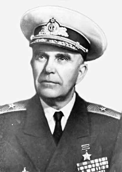 Иллюстрация к книге — Лунин атакует &quot;Тирпиц&quot; [sergeev_12.jpg]