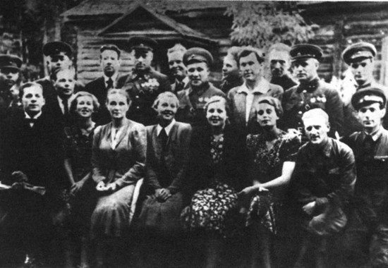 Иллюстрация к книге — Рокоссовский [i_022.jpg]