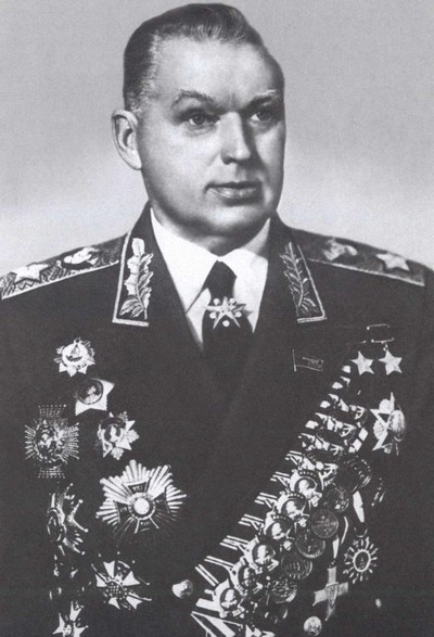 Иллюстрация к книге — Рокоссовский [i_033.jpg]