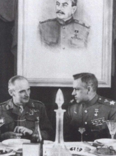 Иллюстрация к книге — Рокоссовский [i_042.jpg]