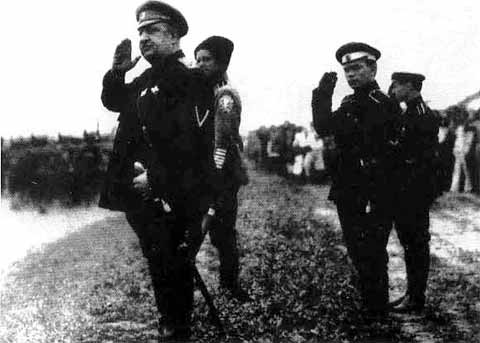 Иллюстрация к книге — Врангель [i_017.jpg]