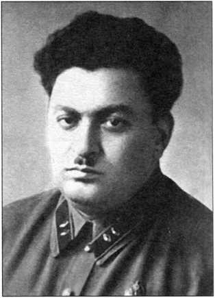 Иллюстрация к книге — Генерал Абакумов. Всесильный хозяин СМЕРШа [i_009.jpg]