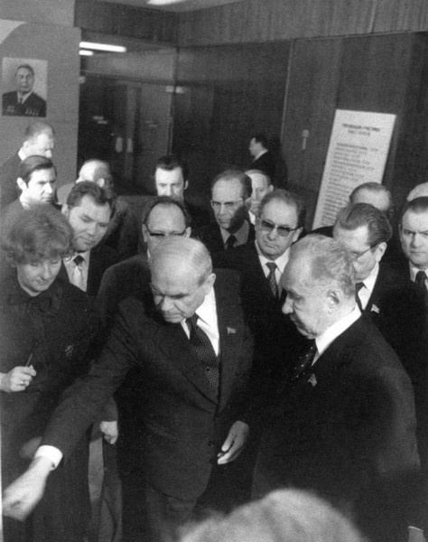 Иллюстрация к книге — Байбаков [i_029.jpg]