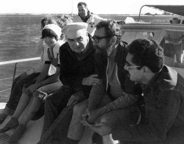 Иллюстрация к книге — Байбаков [i_034.jpg]