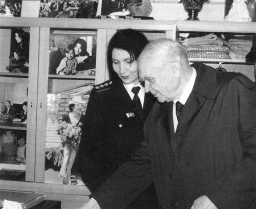 Иллюстрация к книге — Байбаков [i_036.jpg]