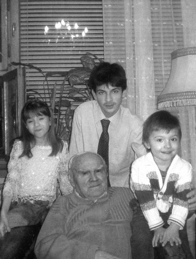 Иллюстрация к книге — Байбаков [i_054.jpg]