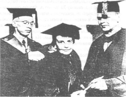 Иллюстрация к книге — Психология в лицах. Творческие биографии замечательных ученых, определивших направления развития современной психологии [i_018.jpg]