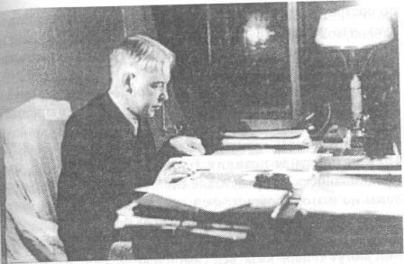 Иллюстрация к книге — Психология в лицах. Творческие биографии замечательных ученых, определивших направления развития современной психологии [i_040.jpg]