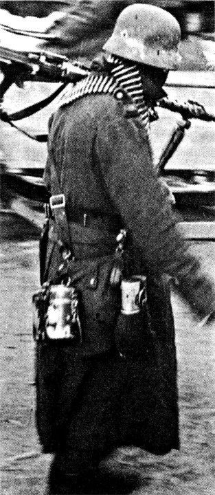 Иллюстрация к книге — Трагедия на Неве. Шокирующая правда о блокаде Ленинграда. 1941-1944 [i_031.jpg]