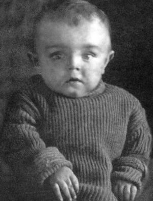 Иллюстрация к книге — Кирилл Лавров [i_001.jpg]