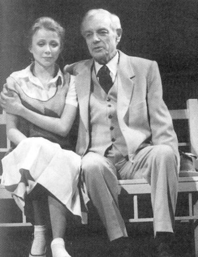 Иллюстрация к книге — Кирилл Лавров [i_033.jpg]