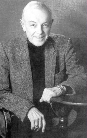 Иллюстрация к книге — Кирилл Лавров [i_054.jpg]