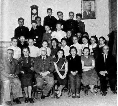 Иллюстрация к книге — Повседневная жизнь &quot;русского&quot; Китая [i_030.jpg]