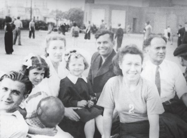 Иллюстрация к книге — Наталья Гундарева [_04.jpg]