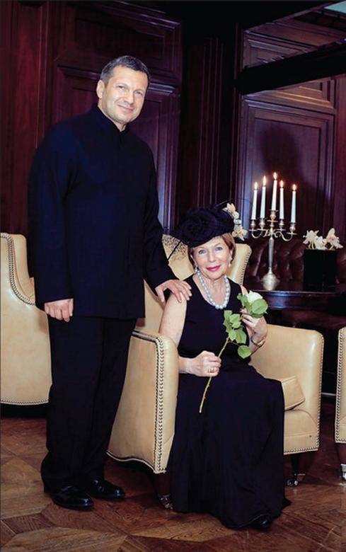 Иллюстрация к книге — С мамой о прекрасном. Зарубежная живопись от Яна ван Эйка до Пабло Пикассо [i_001.jpg]