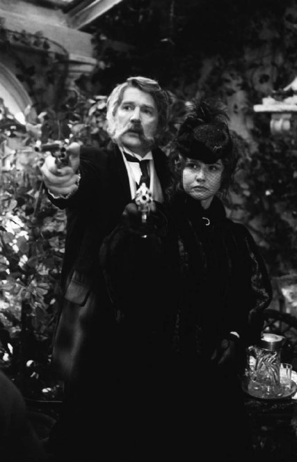 Иллюстрация к книге — Александр Абдулов. Необыкновенное чудо [i_038.jpg]