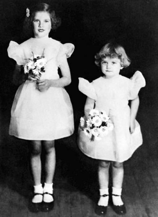 Иллюстрация к книге — Грейс Келли. Как стать принцессой… [i_004.jpg]