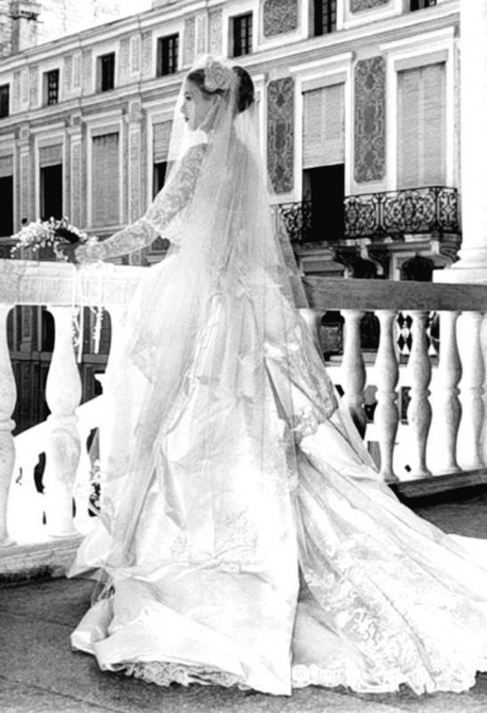 Иллюстрация к книге — Грейс Келли. Как стать принцессой… [i_076.jpg]