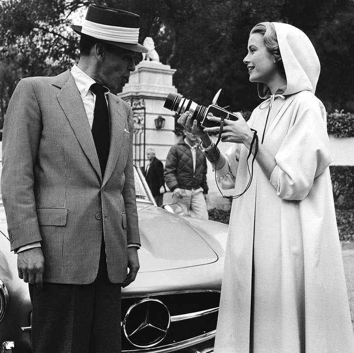Иллюстрация к книге — Грейс Келли. Как стать принцессой… [i_109.jpg]