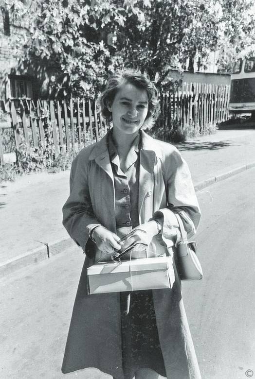 Иллюстрация к книге — Мои пригорки, ручейки. Воспоминания актрисы [i_068.jpg]