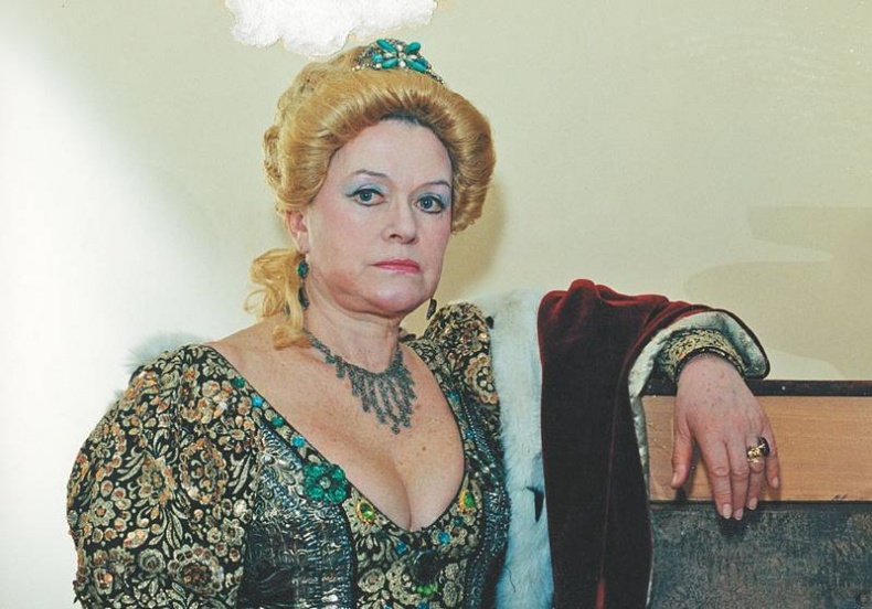 Иллюстрация к книге — Мои пригорки, ручейки. Воспоминания актрисы [i_088.jpg]