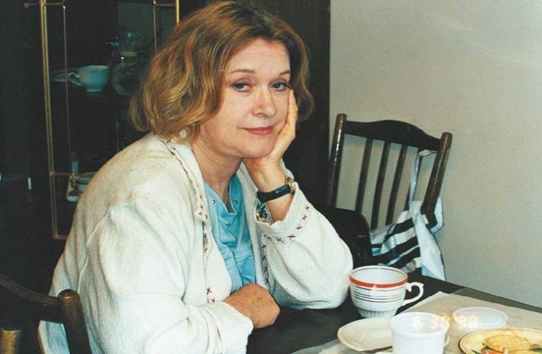 Иллюстрация к книге — Мои пригорки, ручейки. Воспоминания актрисы [i_107.jpg]