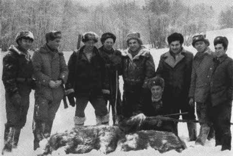 Иллюстрация к книге — Григорьев. Повесть о ракетчике [i_040.jpg]