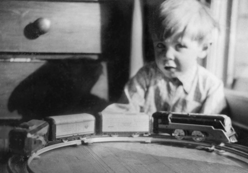 Иллюстрация к книге — Моя краткая история. Автобиография [i_032.jpg]